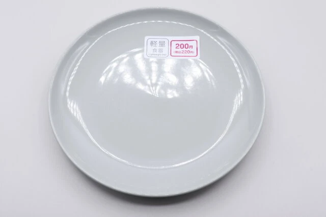 ダイソーの軽量食器丸皿（18cm、グレー）パッケージ