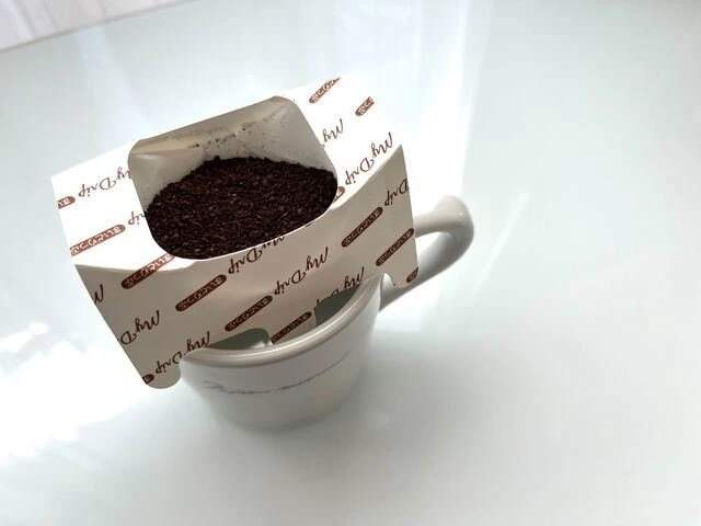 ダイソー　コーヒードリッパー　レギュラーコーヒー粉