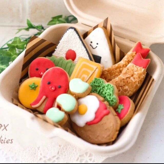 minne　食品　クッキー　焼き菓子　クッキー缶　ランチBOXアイシングクッキー(缶入り)