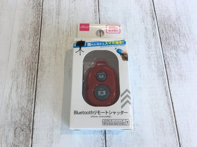 ダイソー　Bluetoothリモートシャッター　パッケージ