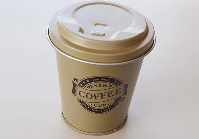 ダイソー　ブリキ丸缶　コーヒーカップ　パッケージ