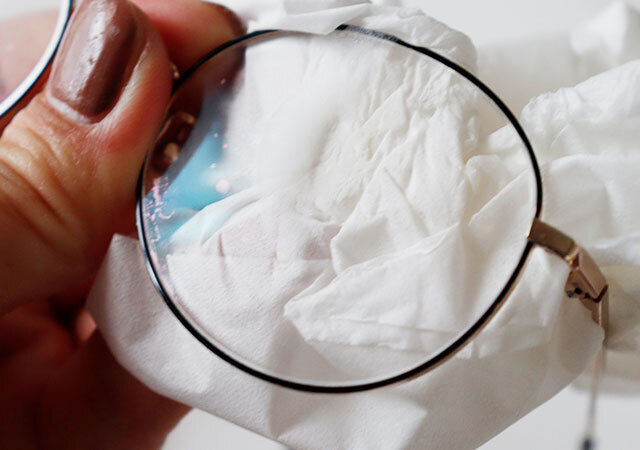 100均　ダイソー　メガネクリーナー 泡タイプ　頑固な汚れ　簡単　綺麗