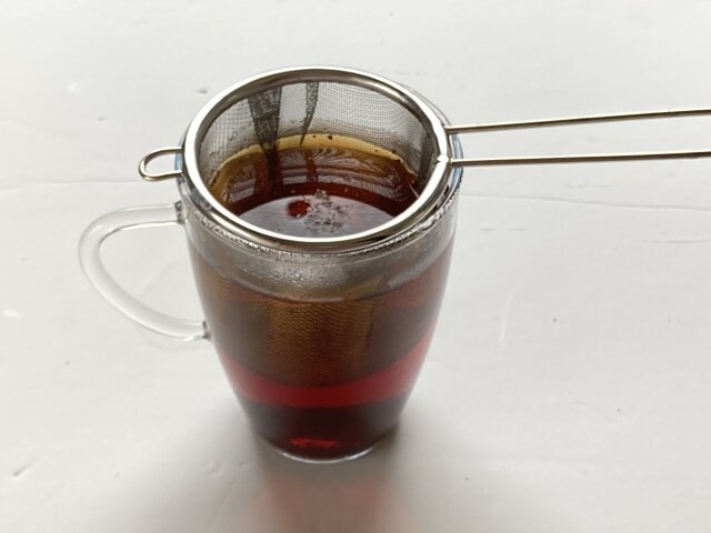 100均　ダイソー　ステンレス茶こし 取っ手付　深型　網　7cm　便利