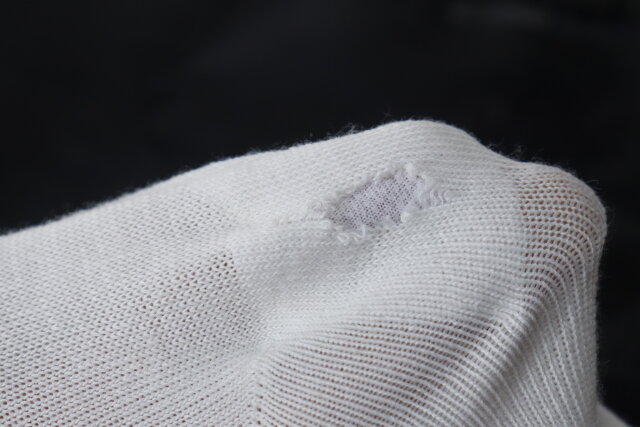 100均　ダイソー　くつ下用補修布　手軽　簡単　便利　縫わない