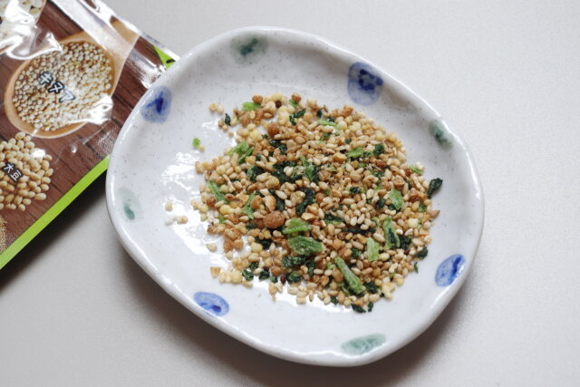 100均　ダイソー　混ぜご飯の素　混ぜ込み十穀 青菜 30g　スーパーフード　健康　雑穀米