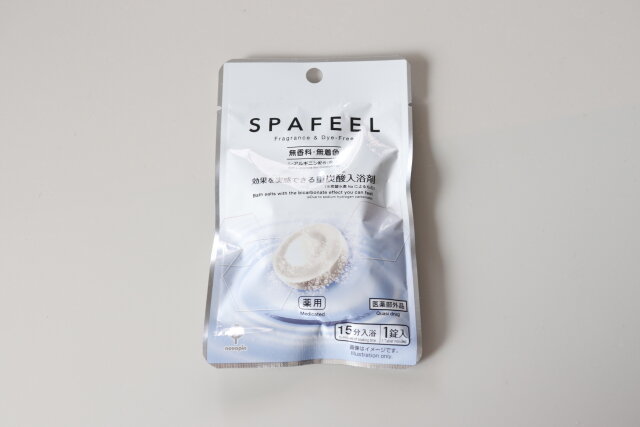 100均　ダイソー　重炭酸入浴剤 SPAFEEL（スパフィール）　パッケージ