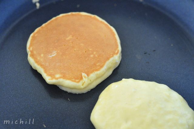 メレンゲでふんわりふわふわ 秋に食べたいモンブランパンケーキ Michill ミチル