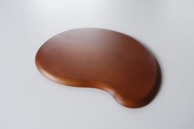 100均　キャンドゥ　木製マウスパッド ビーン　豆型　デザイン　可愛い