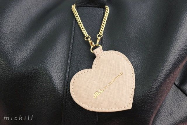 ジルスチュアートハートチャーム付Logo leather shopper bag