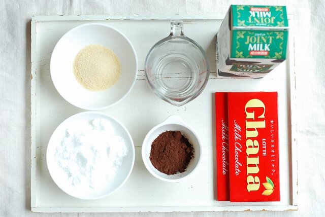 チョコプリン　牛乳パック　レシピ　材料
