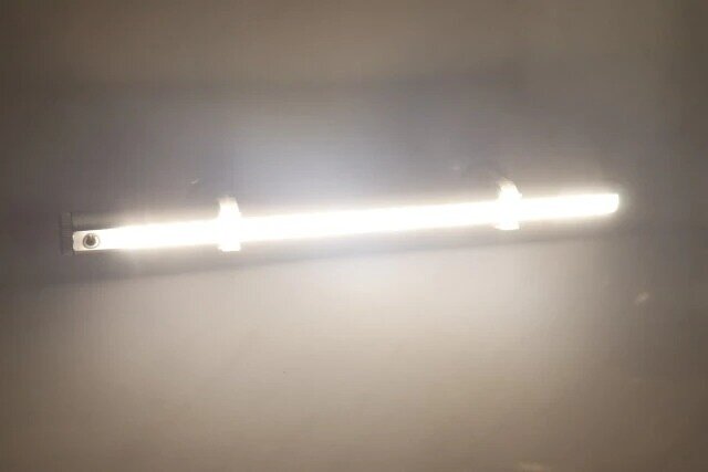 ダイソー　アイディア商品　TORCHライト（SI）　明るさ　使用感