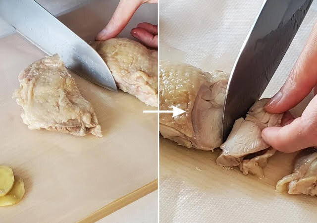 蒸し鶏を袋から取り出し半分に切る。