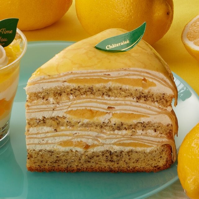 シャトレーゼの瀬戸内レモンと紅茶のクレープケーキ