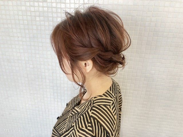 ボブ ショートさん向け セルフで可愛い 結婚式のお呼ばれヘアアレンジ Michill ミチル