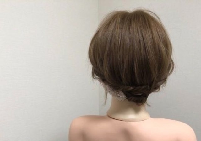 短い髪もこれで決まる ショートヘアさんにおすすめの簡単アレンジテク Michill ミチル