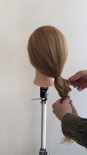 くるりんぱ応用編 くるりんぱをさらに可愛く 5分でできて簡単 華やか お団子ヘアアレンジ Michill ミチル