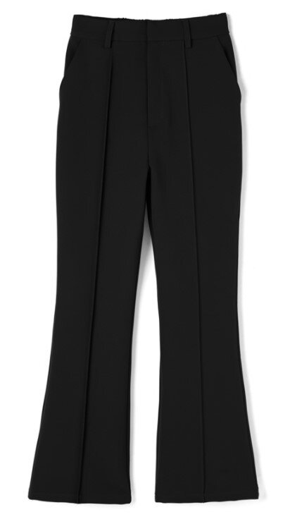 シアーオーバーシャツ×黒パンツ GRL 垢抜け 細見え ナチコ イラスト フロントタックフレアパンツ