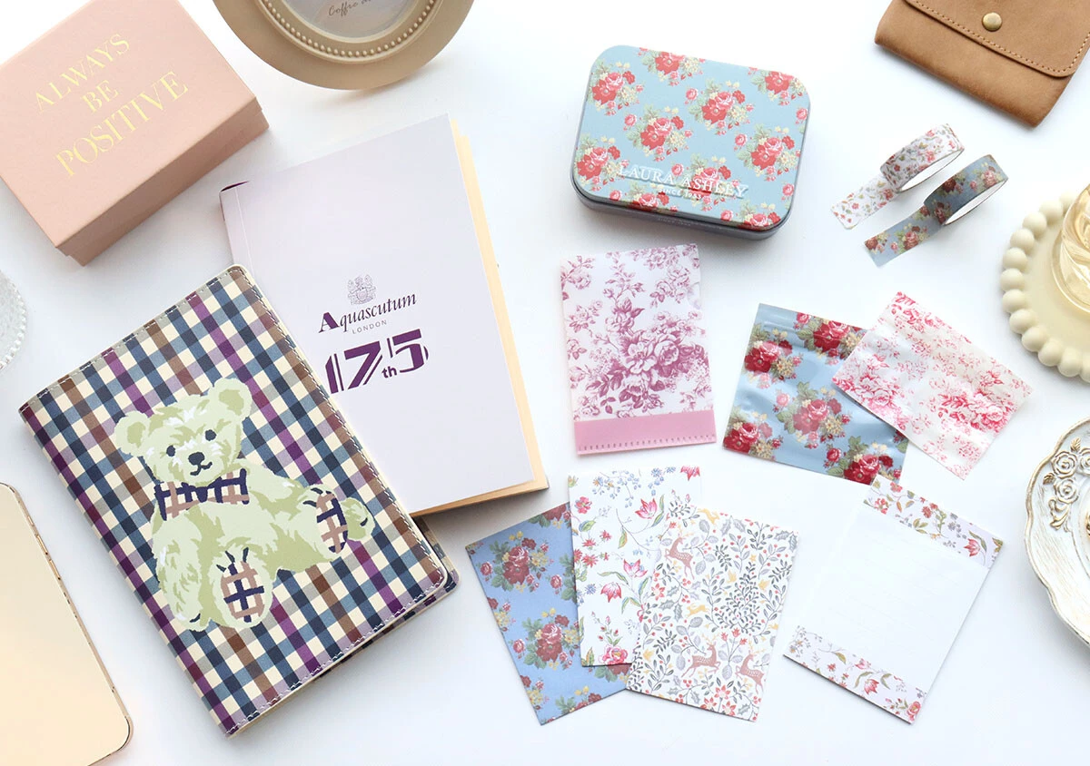 ＧＬＯＷ12月号の付録が豪華すぎて2冊買い♡人気ブランドのスケジュール手帳＆文具9点セット