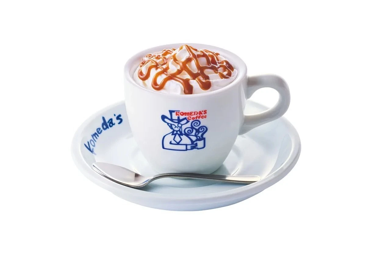 白いカップにホイップとキャラメルソースがのったキャラメルスイートオーレ 白いカップにホイップとキャラメルソースがのったキャラメルスイートオーレ