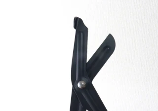 ダイソーがしれっと凄いの出してる！「これでもう苦戦しない！」刃に秘密が隠されたハサミ