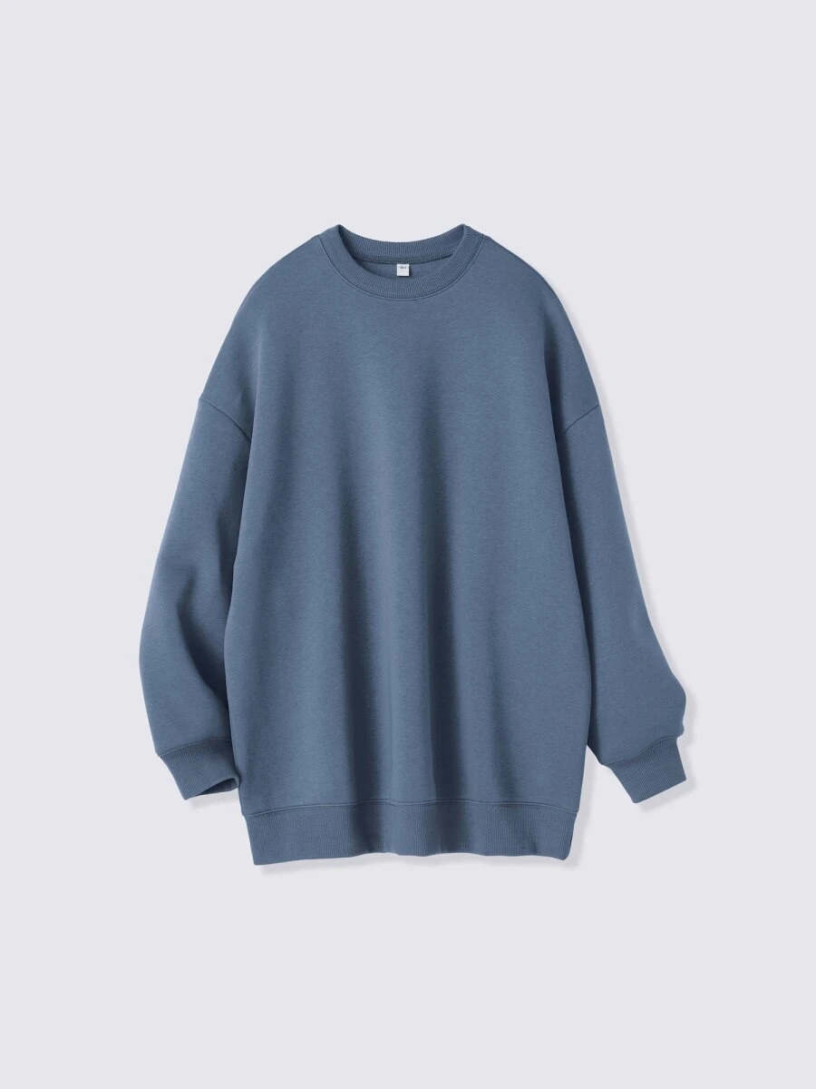 ゆったりとしたブルーグレーのオーバーサイズチュニック ゆったりとしたブルーグレーのオーバーサイズチュニック
